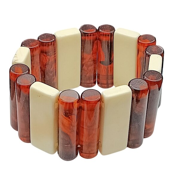 Vintage Root Beer & Cream Bakelite Stretch Bracelet Mod Beauty - Picture 1 of 5